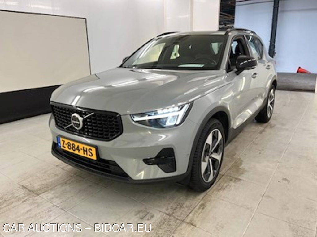 Volvo XC40 B4 automaat Plus - Dark