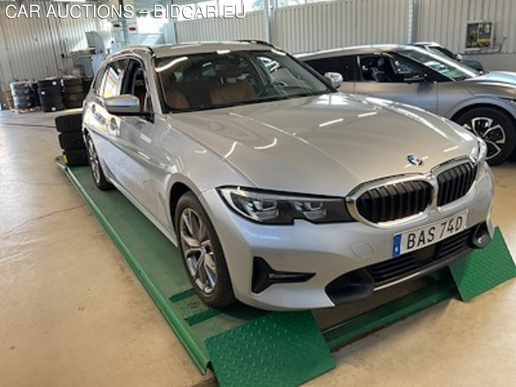 BMW Series 3 330e Touring xDrive Sport-Line Skinn Adp.F-Hallare Drag