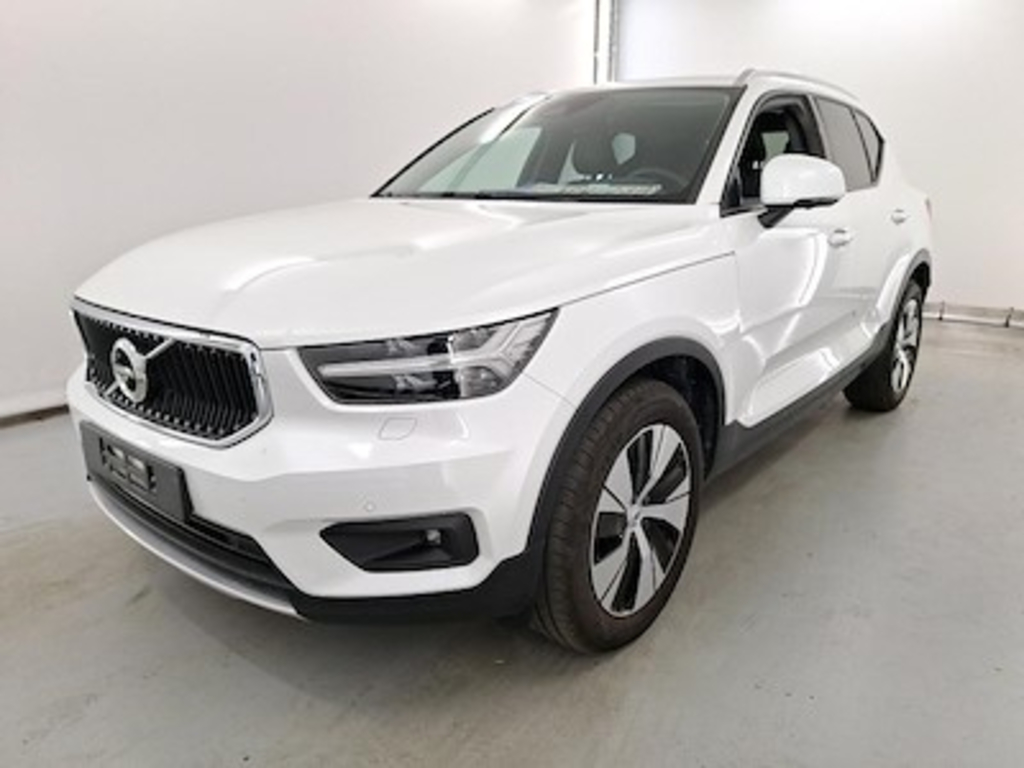 Volvo XC40 1.5 T3 Momentum Pro Light Lounge IntelliSafe Surround