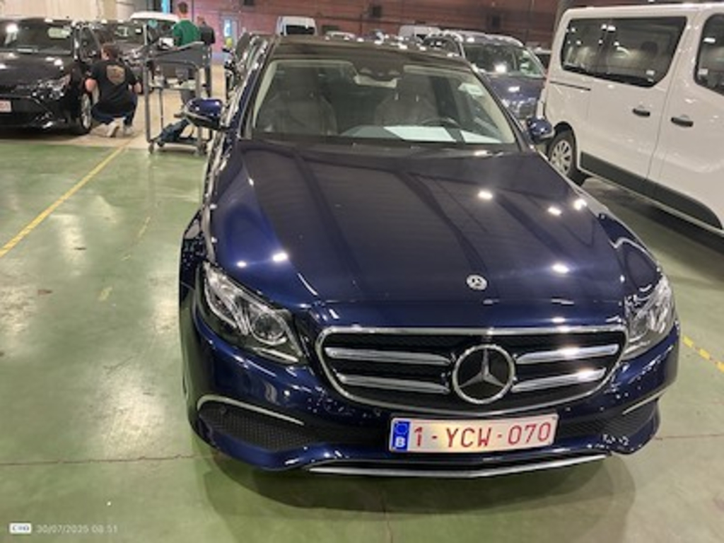 Mercedes-Benz Class E diesel w213 E 200 d Business Solution