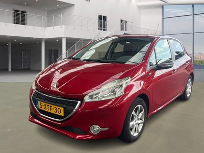 Peugeot 208 1.2 VTI STYLE, 2014