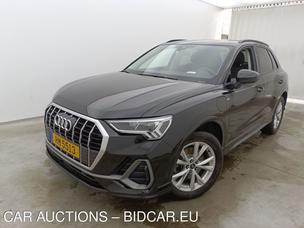 Audi Q3 - 2019 Q3 45 TFSIE PHEV S LINE S TRONIC (180 KW), 2021