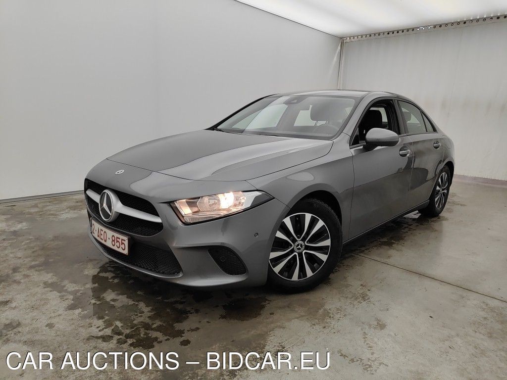 Mercedes-Benz Classe a sedan (v177) A 180 BUSINESS SOLUTION ESSENTIAL, 2021
