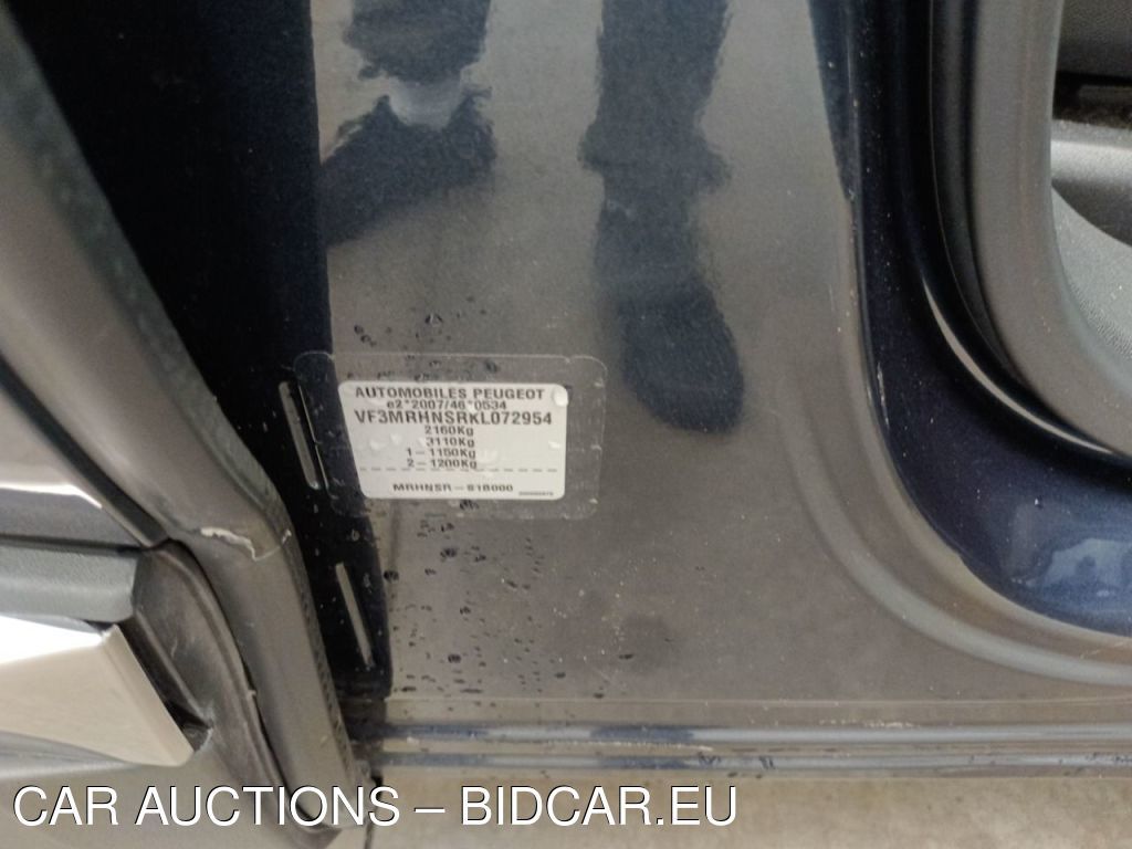 Peugeot 5008 - 2017 5008 1.2 PURETECH ALLURE (EU6.2), 2019