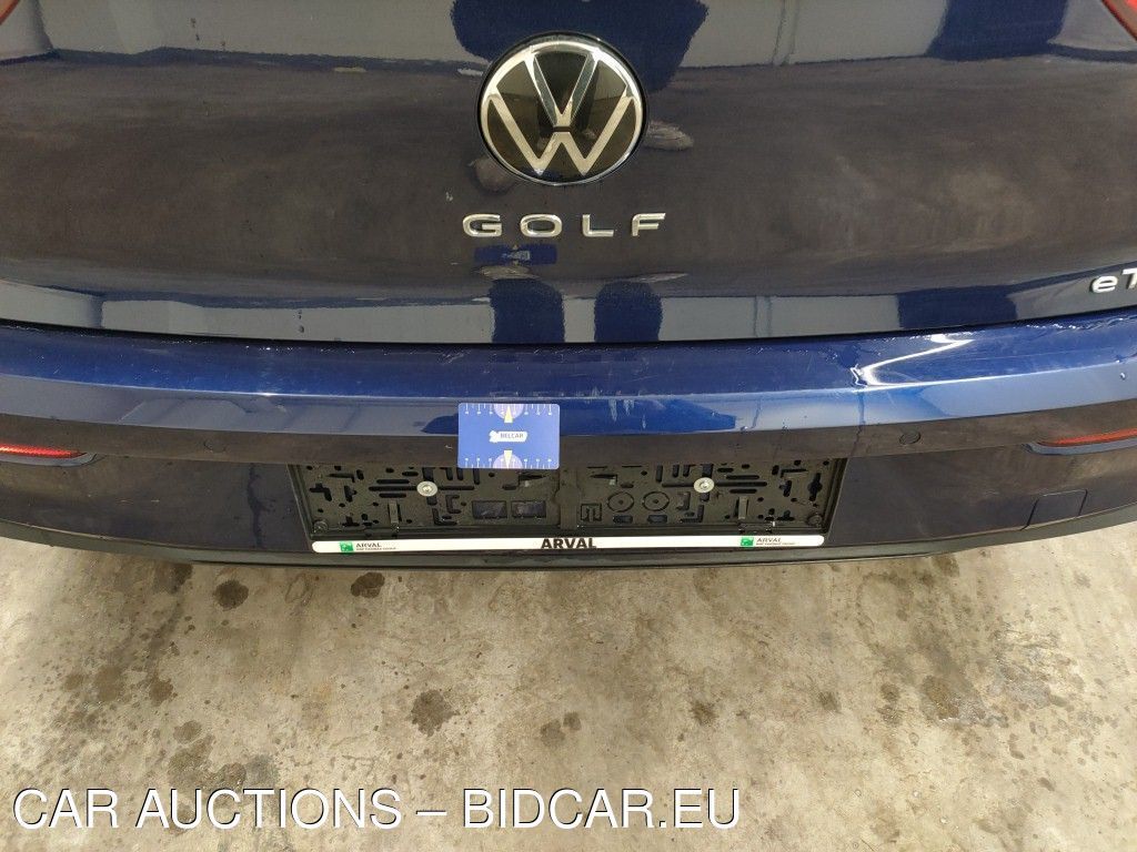 Volkswagen Golf viii GOLF 1.5 ETSI LIFE BUSINESS OPF DSG, 2023