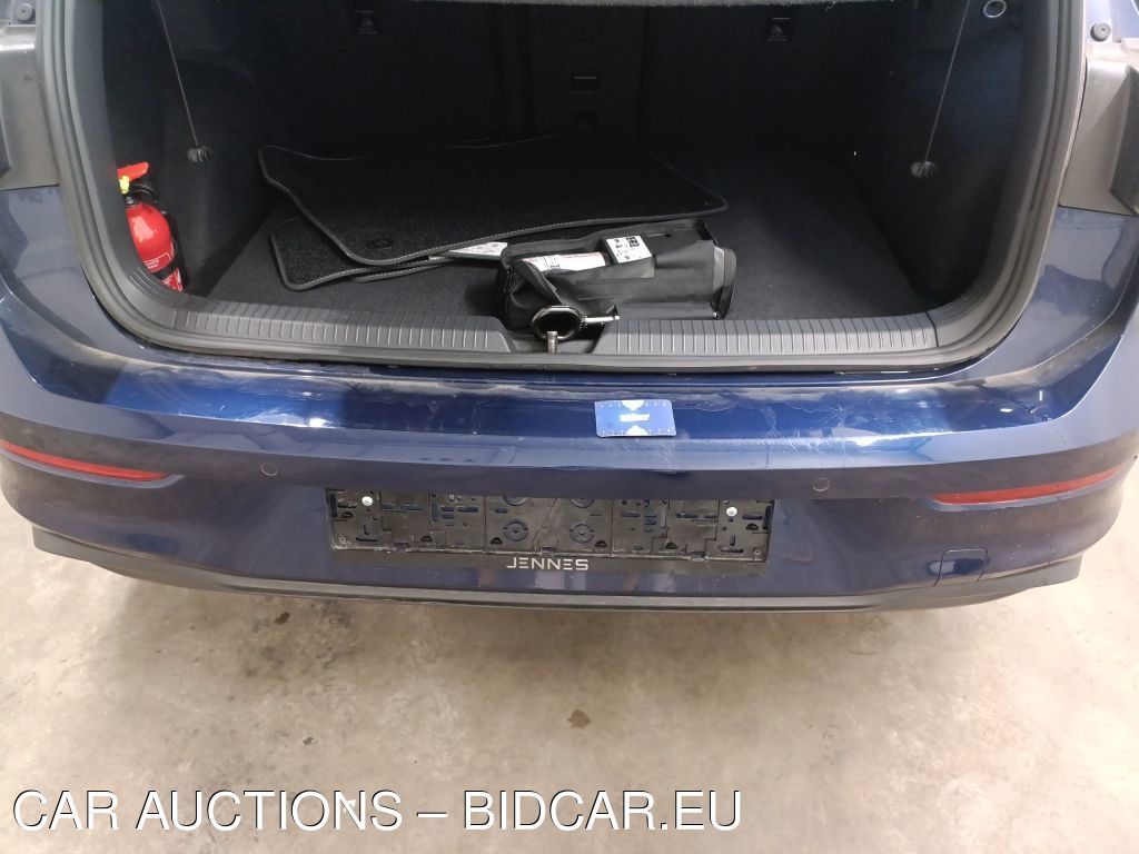 Volkswagen Golf viii GOLF 1.0 ETSI LIFE BUSINESS OPF DSG, 2023