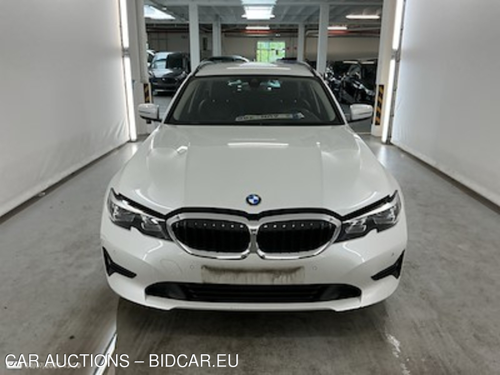 BMW 3 series touring 2.0 330E (215KW) TOURING Business Plus