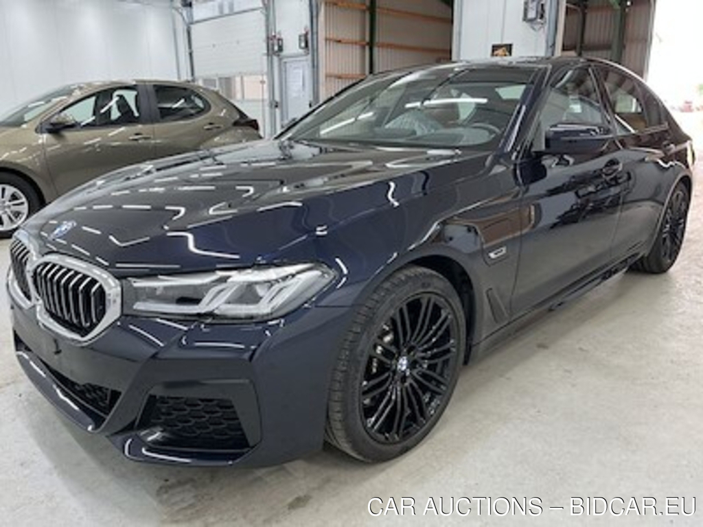 BMW Series 5 530e Sedan Sport Plus UA!