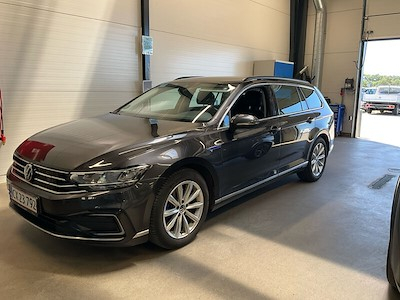 Volkswagen PASSAT 1.4 TSI GTE PLUS PRO P-In Hybrid DSG Variant UA!,
