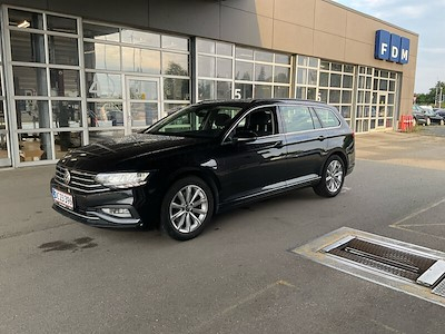 Volkswagen PASSAT 1.5 TSI 150 BUSINESS HIGH DSG VAR UA!
