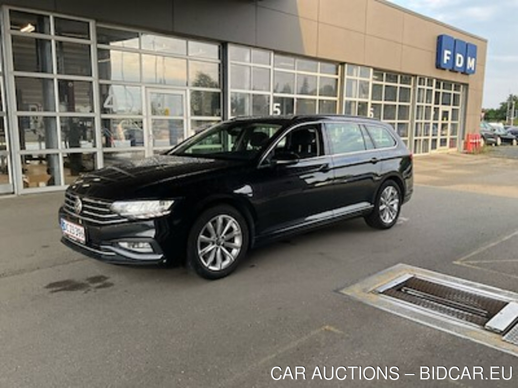 Volkswagen PASSAT 1.5 TSI 150 BUSINESS HIGH DSG VAR UA!
