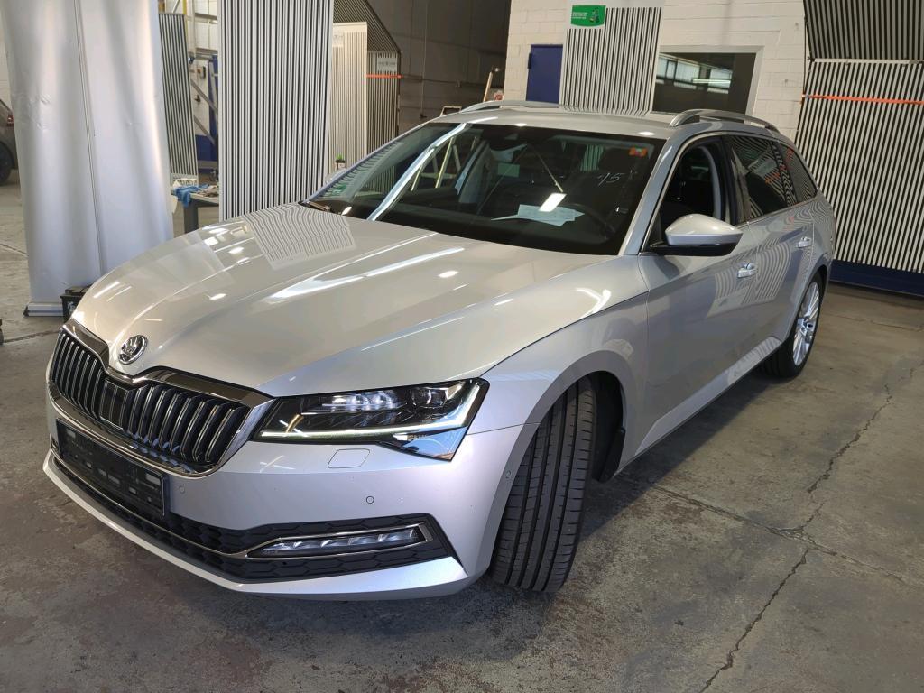 Skoda Superb COMBI 2.0 TDI DSG Premium Edition, 2021