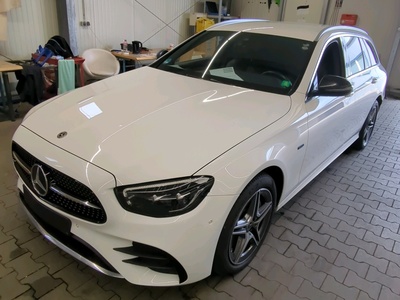 Mercedes-Benz E 300 DE 4MATIC T 9G-TRONIC AMG Line, 2020
