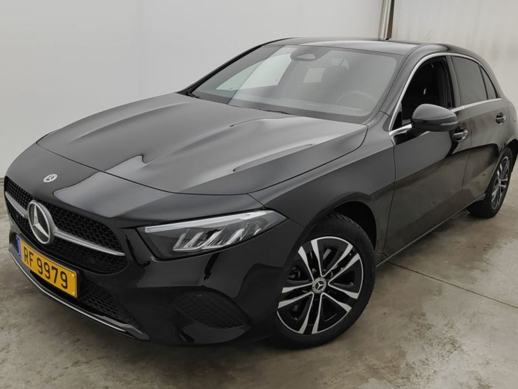 Mercedes-Benz Classe a (w177) - 2023 A 250 E PHEV LUXURY LINE (160 KW), 2024