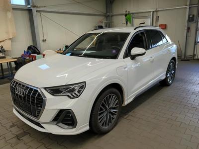 Audi Q3 45 TFSIE S TRONIC S line, 2021