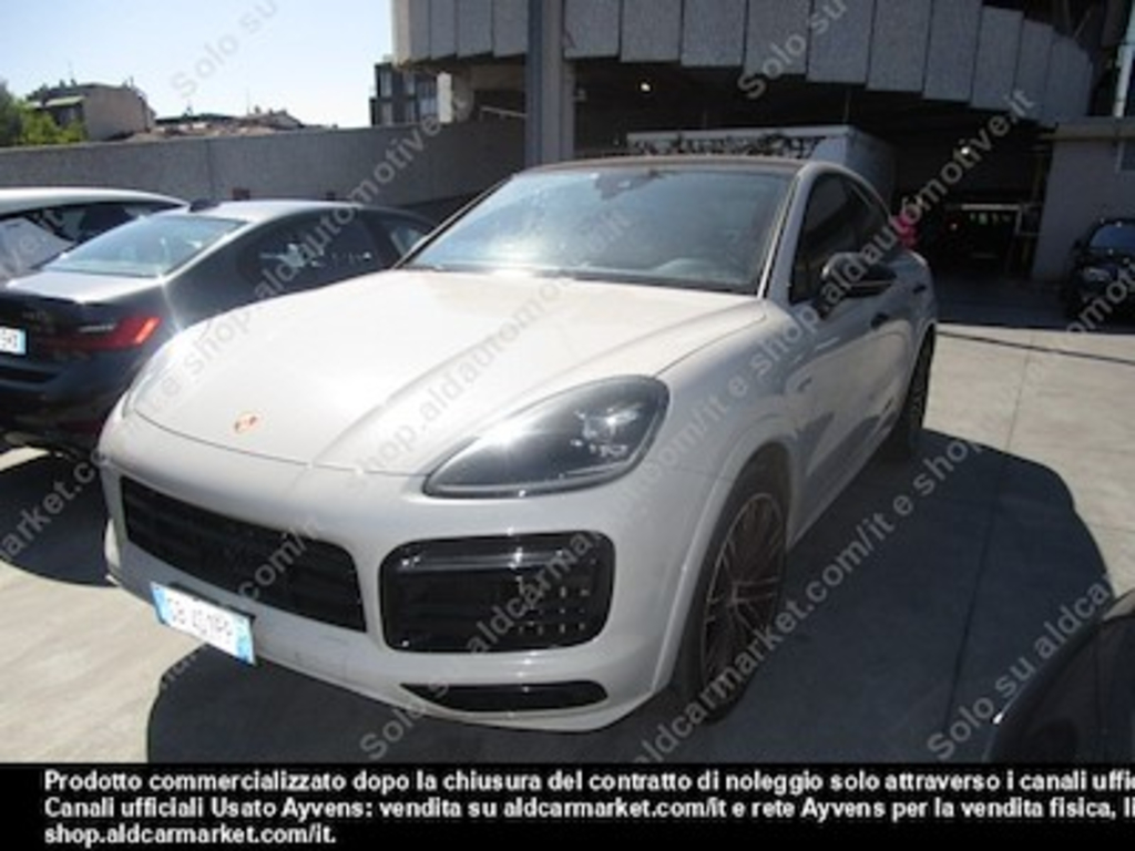 Porsche cayenne coupe 3.0 V6 e-hybrid -