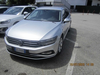 Volkswagen Passat Var. 2.0TDI SCR EVO 110kW Busin. BMT DSG, 2020