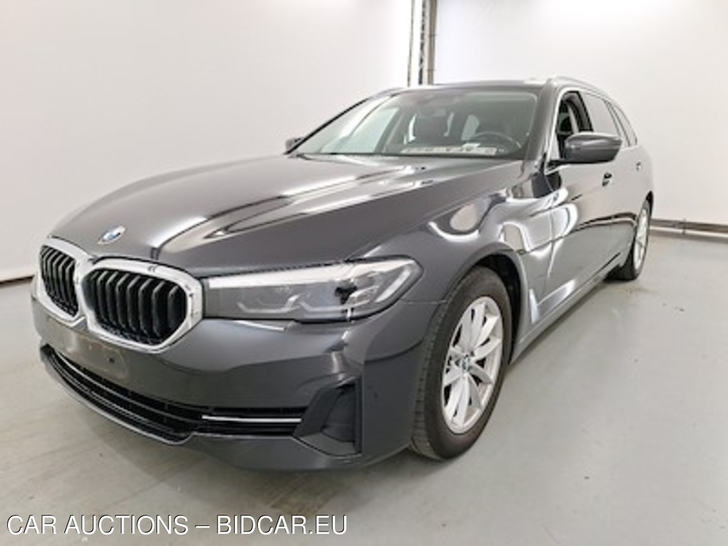 BMW 5 series touring 2.0 518D 100KW TOURING AUTO ACO Business Edition Travel Parking Assistant