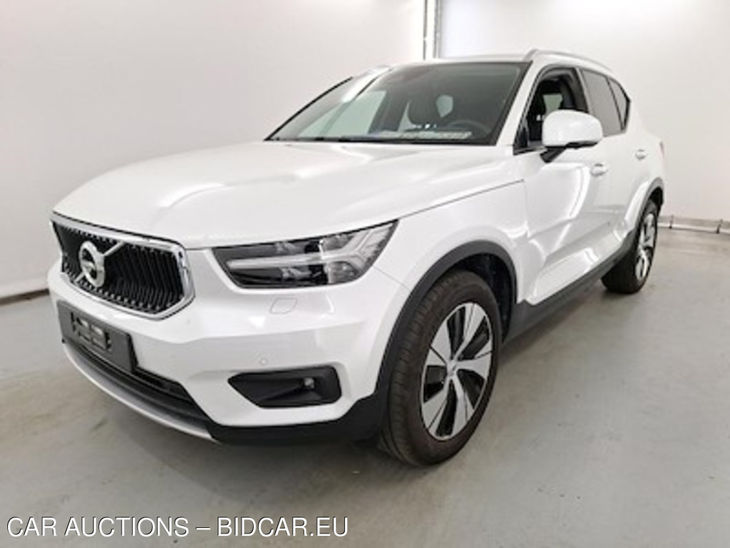 Volvo XC40 1.5 T3 Momentum Pro Light Lounge IntelliSafe Surround