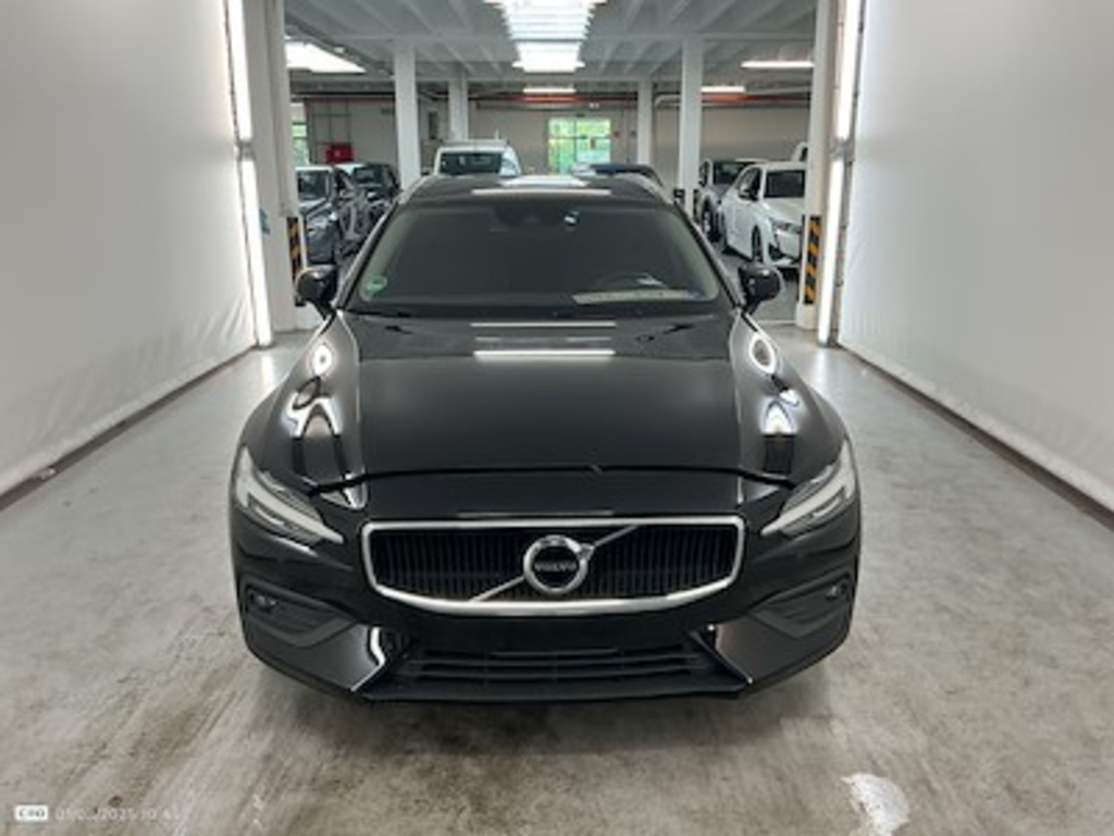 Volvo V60 - 2018 2.0 B3 MHE Momentum Pro Geartronic Winter Park Assist