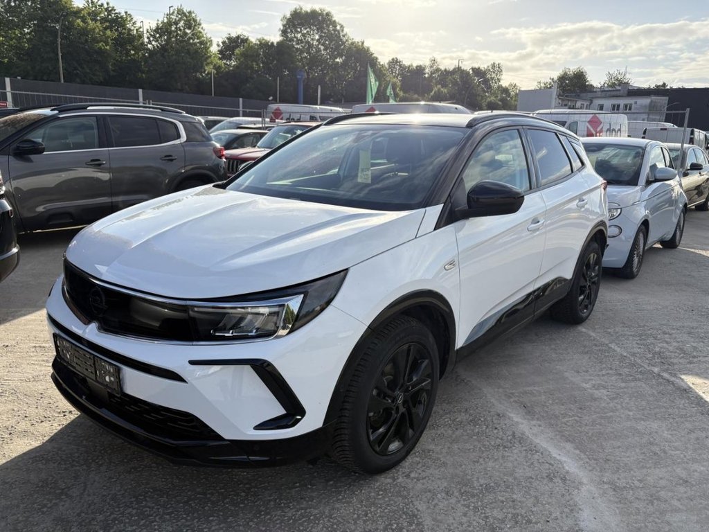 Opel Grandland 1.2 DI AUTOMATIK, 2023