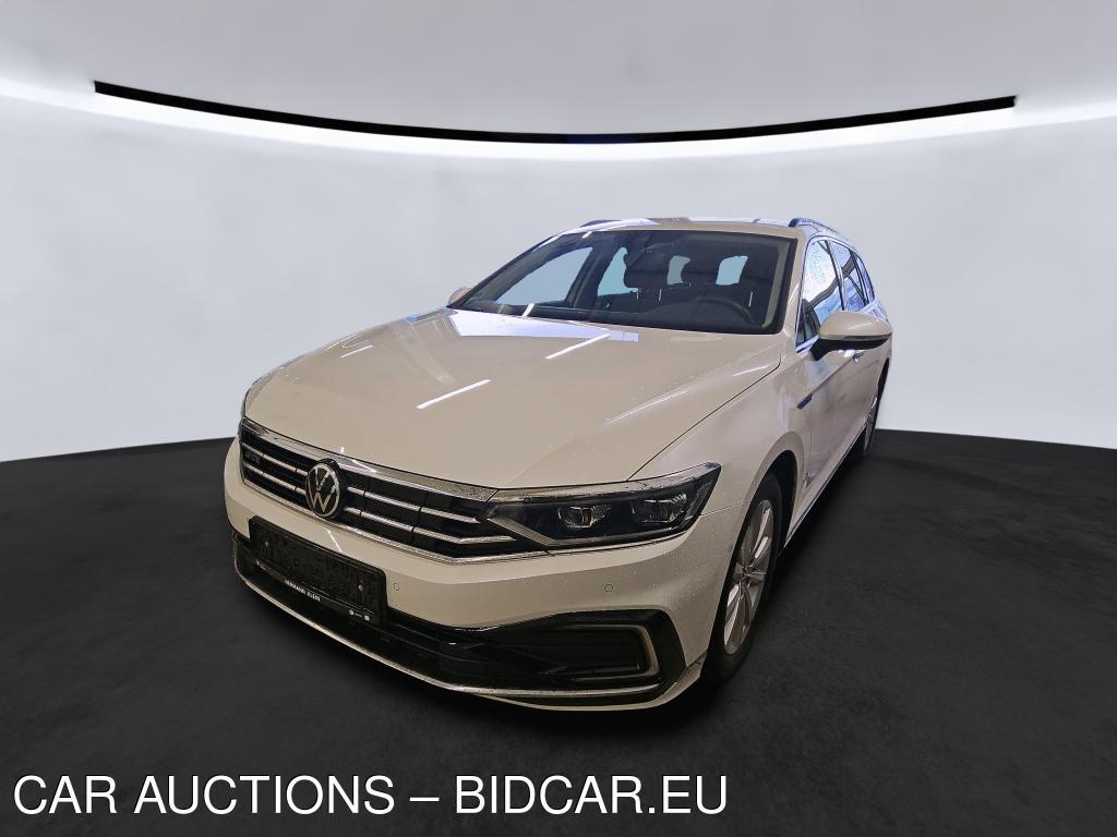 Volkswagen Passat VARIANT 1.4 TSI PLUG-IN-HYBRID DSG GTE, 2022