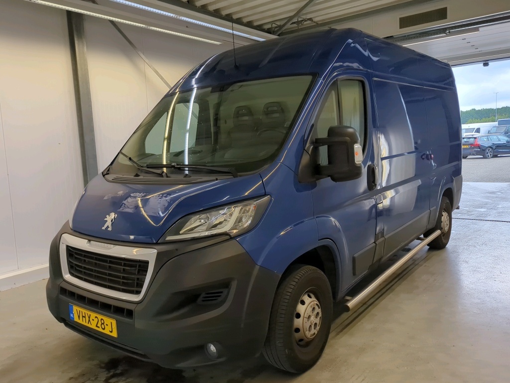 Peugeot Boxer 330 2.2 BlueHDI 88kW GB L2H2 Premium, 2021