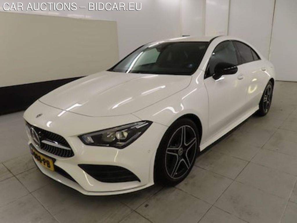Mercedes-Benz CLA CLA 200 DCT Business Solution AMG 4d