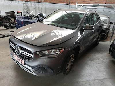 Mercedes-Benz GLA 2.0 GLA 180 D DCT BUSINESS SOLUTION ESS