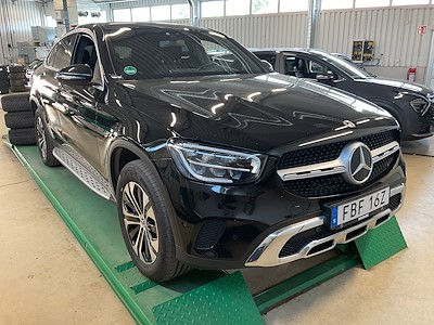 Mercedes-Benz Glc coupe 300 e Coupe 4MATIC Se Edition Burmester Drag Kamera Navi