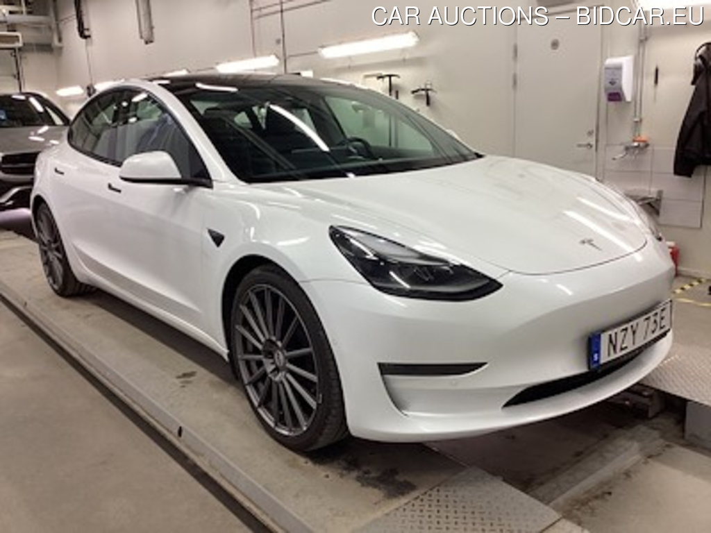 Tesla Model 3 Performance AWD