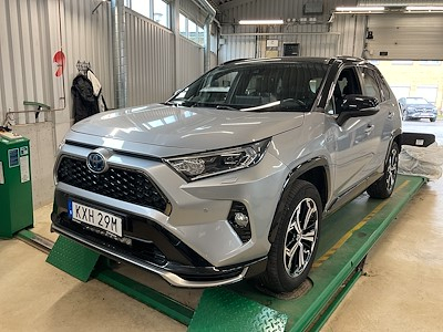 Toyota RAV4 2.5 Plug-In AWD-i Style Premium Panorama Skinn HuD 360 Kamera Drag Navi