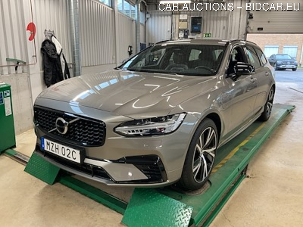 Volvo V90 T6 Recharge 350 AWD VOC R-Design Drag Ljus