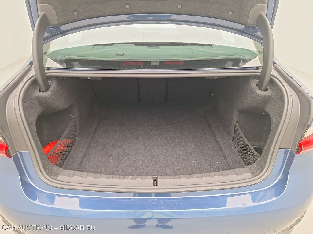 BMW 3 - 2019 318IA OPF, 2021