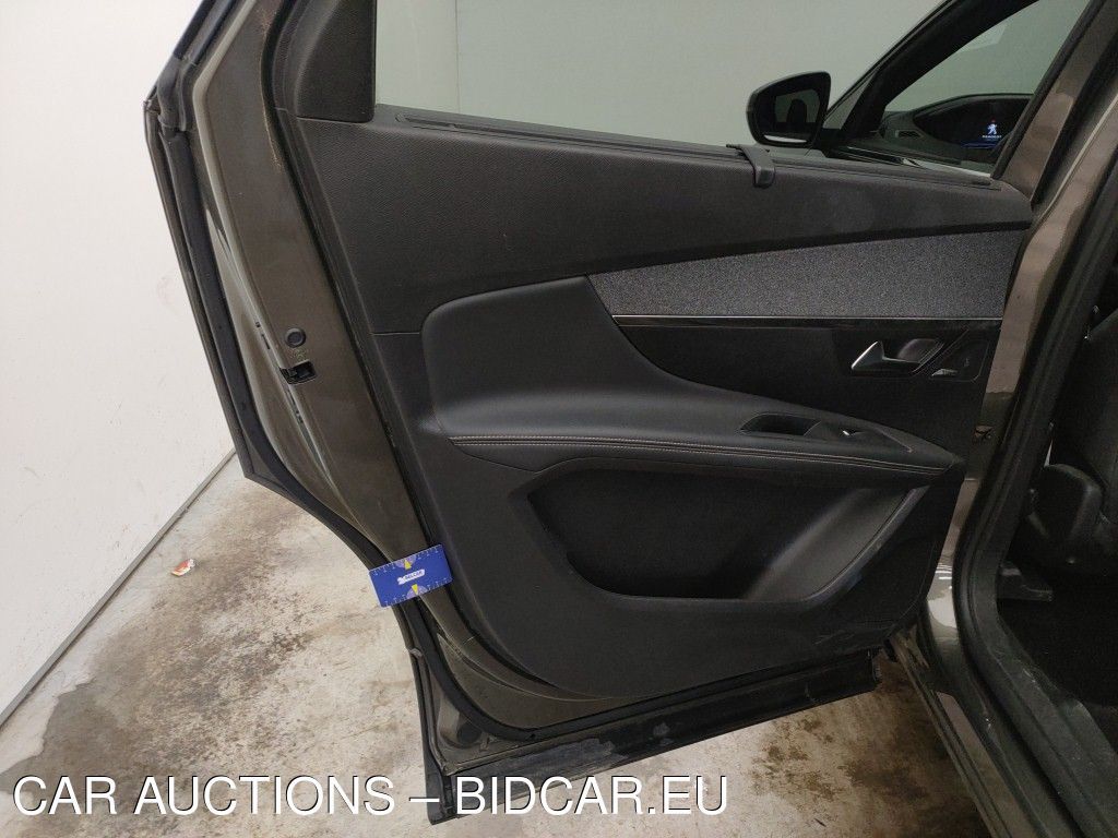 Peugeot 5008 diesel - 2020 5008 1.5 BLUEHDI GT LINE, 2020