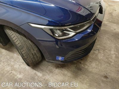 Volkswagen Golf viii GOLF 1.0 ETSI LIFE BUSINESS OPF DSG, 2023