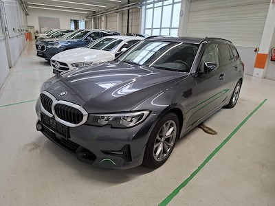 BMW Series 3 320d A xDrive Touring 140KW
