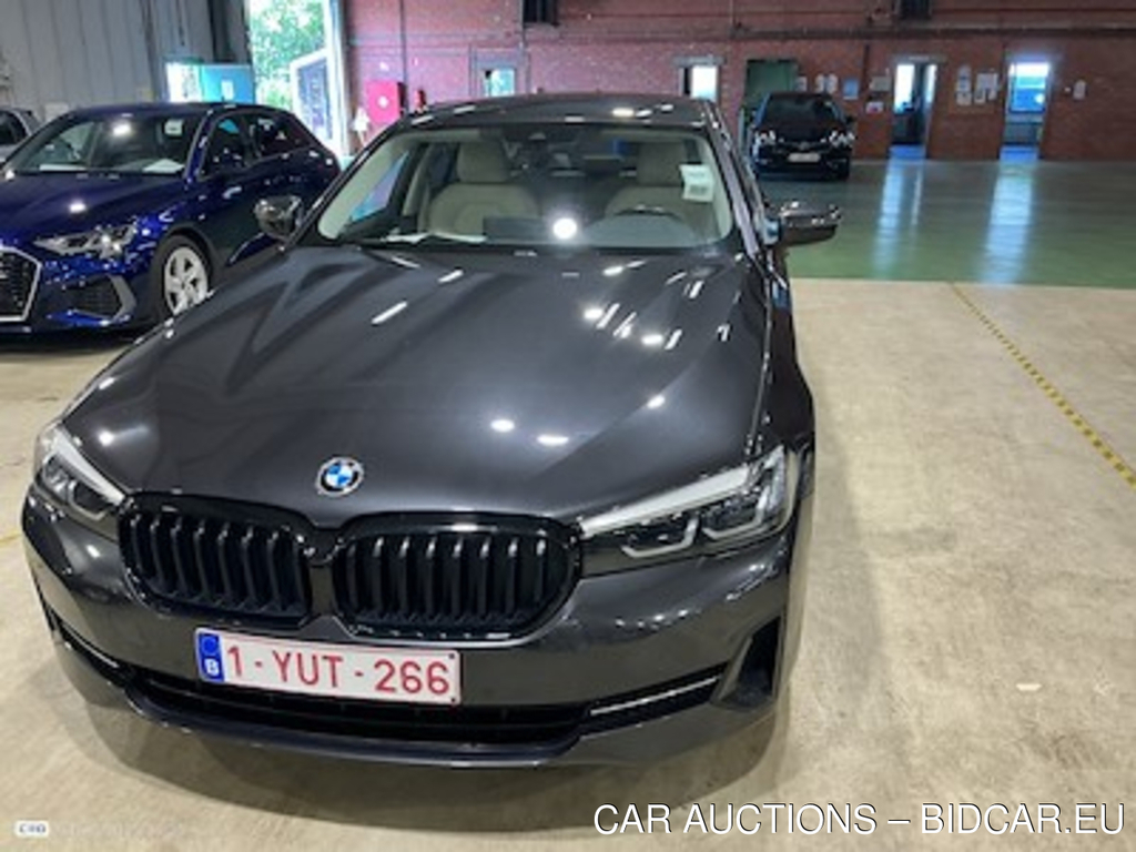 BMW 5 diesel - 2020 518 dA MHD