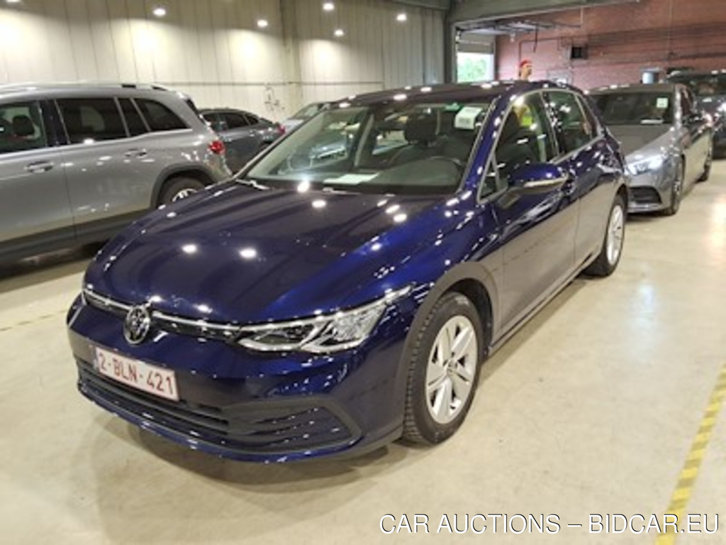 Volkswagen Golf viii 1.0 E-TSI 81KW LIFE DSG