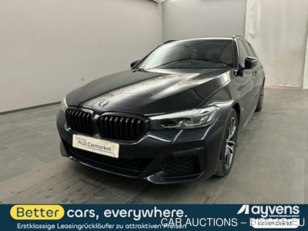 BMW 5er BMW 530e xDrive Touring Aut. Kombi, 5-turig, Automatik, 8-Gang
