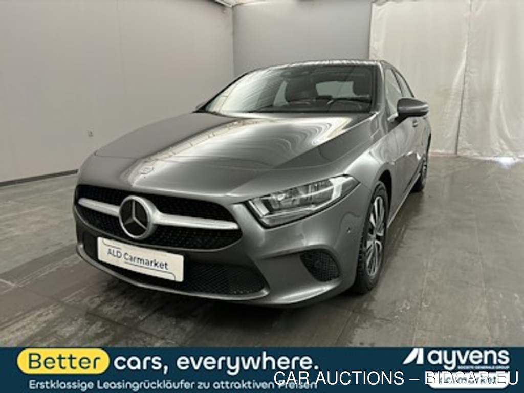 Mercedes-Benz A-Klasse MERCEDES-BENZ A 200 d 8G-DCT Style Limousine, 4-turig, Automatik, 8-Gang