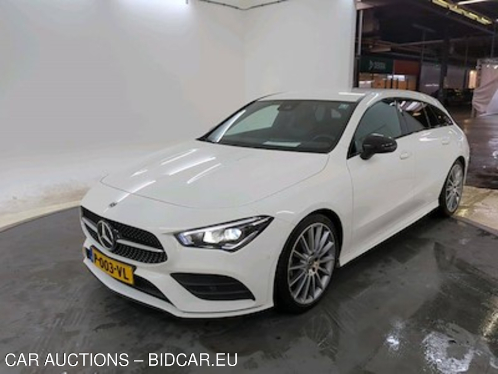 Mercedes-Benz Cla shooting brake CLA 180 DCT Business Solution AMG