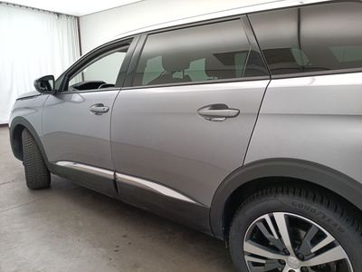 Peugeot 5008 diesel - 2021 5008 1.5 BLUEHDI ALLURE, 2021