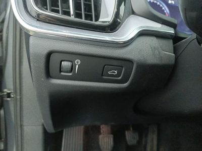 Volvo V60 diesel - 2018 V60 2.0 D3 MOMENTUM PRO, 2020