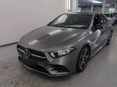 Mercedes-Benz A-class limousine 1.3 A 180 AMG LINE DCT Night