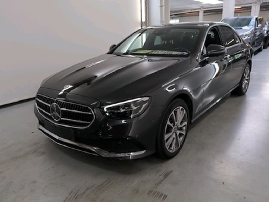 Mercedes-Benz E-Klasse 2.0 E 300 DE BUSINESS SOLUTION LUXURY PLUS AUTO