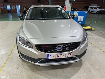 Volvo V60 cross country diesel 2.0 D3 Plus STOCK
