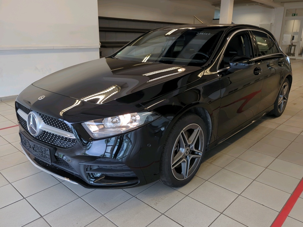 Mercedes-Benz A 250 E 8G-DCT AMG Line, 2022