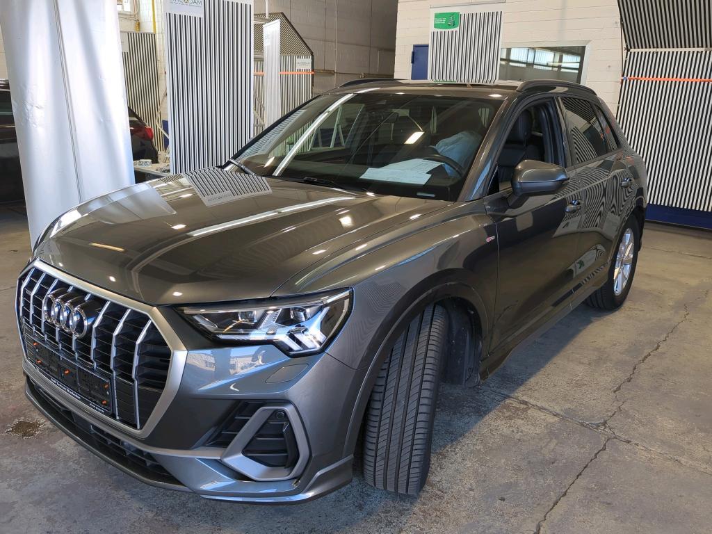 Audi Q3 35 TDI QUATTRO S TRONIC S line, 2021