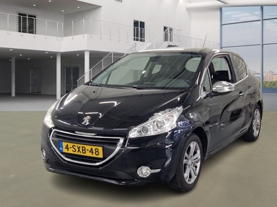 Peugeot 208 1.2 VTI ALLURE, 2013